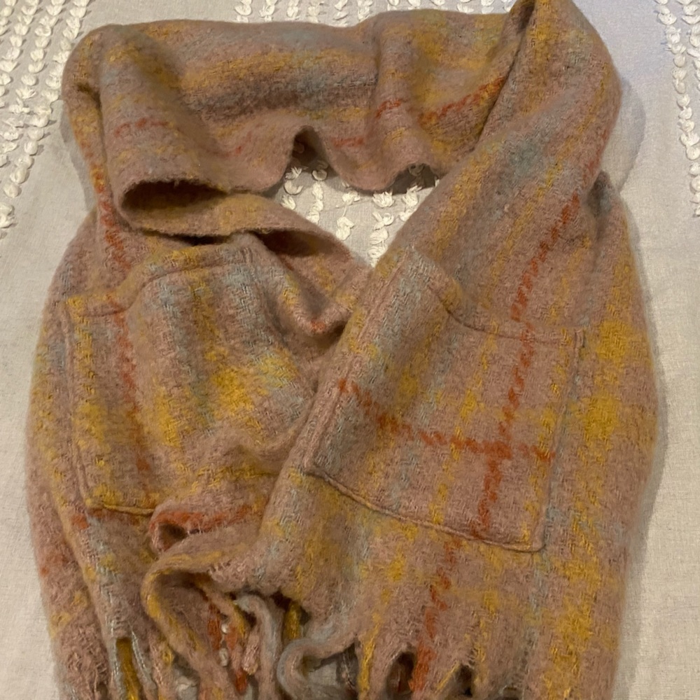 MARC AND MEL Scarf